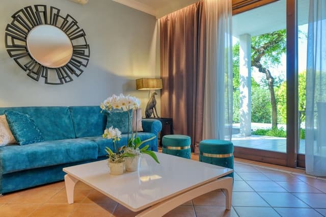 Exclusive Suite, 2 Bedrooms, Private Pool, Garden View (Parc)