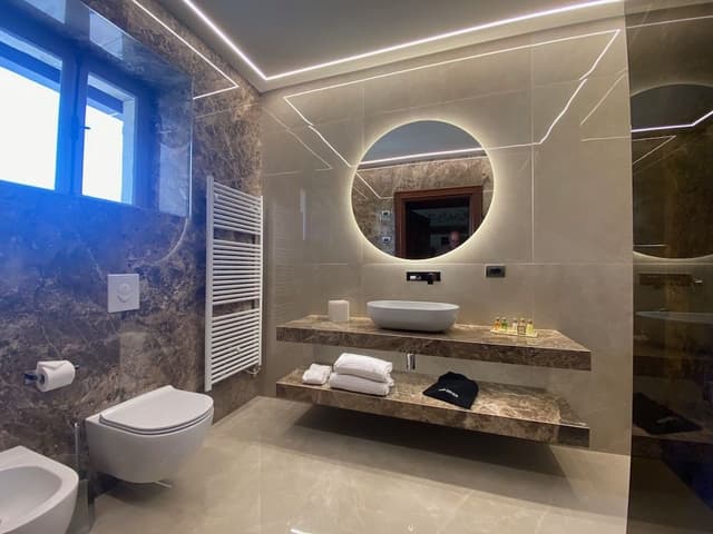 Heydweiller Suite (lake view)