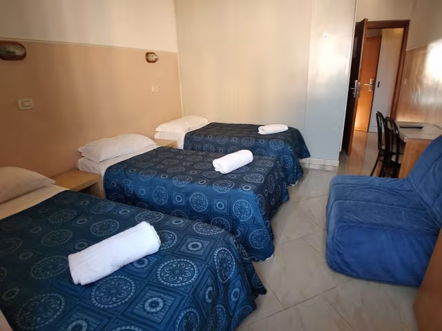 Basic Triple Room, Shared Bathroom