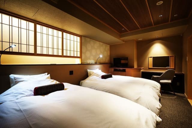 Deluxe Japanese-Western style room10 tatami mats + living room 12 tatami mats+ bedroom