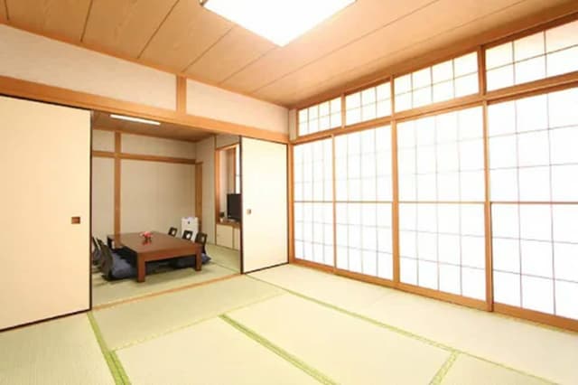 Family Room with Tatami Area