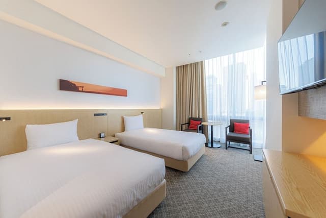 Deluxe Twin Room, Non Smoking (30sqm)