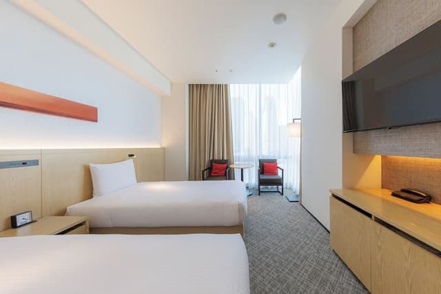 Deluxe Twin Room, Non Smoking (30sqm)