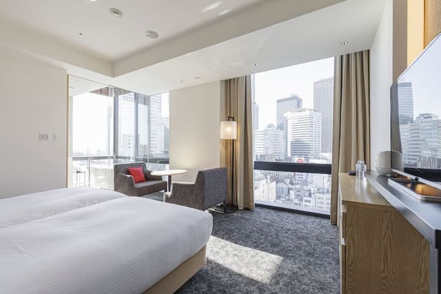 Premium Twin Room with View from Bathroom (Floor 15-16), Non Smoking (38sqm)