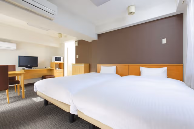 Standard Twin Room, Smoking, Kitchenette (Cleaning is Optional with Additional Cost)