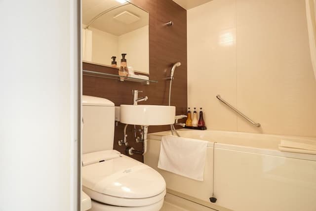 Standard Single Room, Smoking