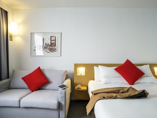 Executive Room, 1 Queen Bed with Sofa bed