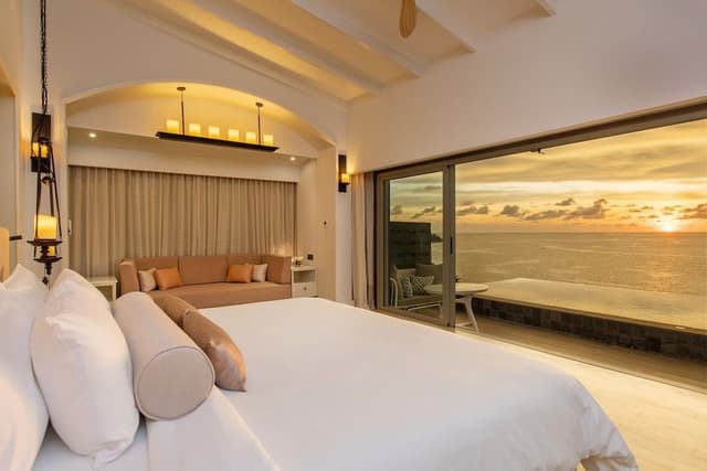Seaview Pool Villa Inlove