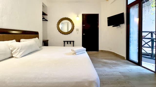 Superior King Room