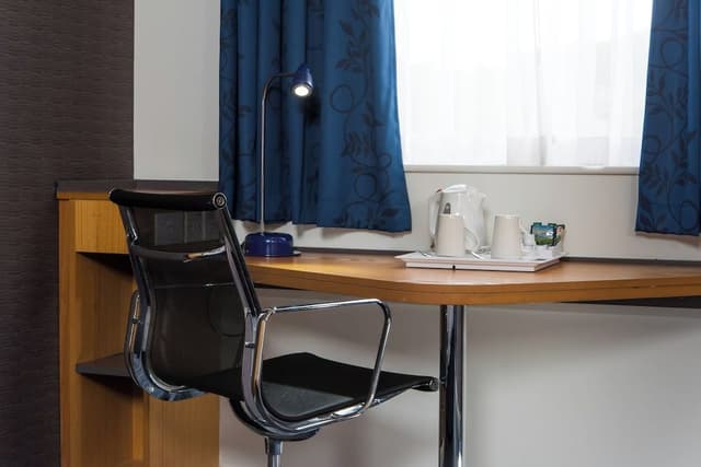 Standard Room (with Free Hot Breakfast)