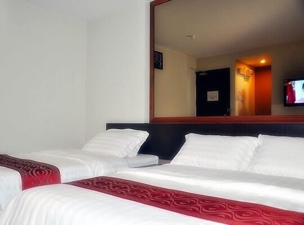 GoldenHill Hotel4