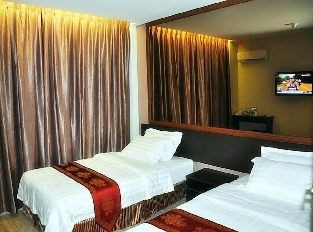 GoldenHill Hotel3