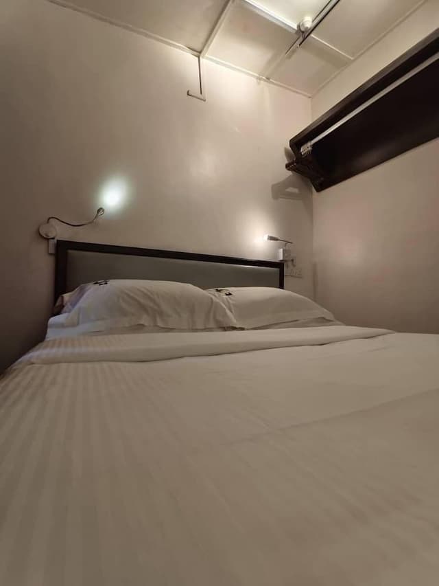 Superior Queen Ensuite
