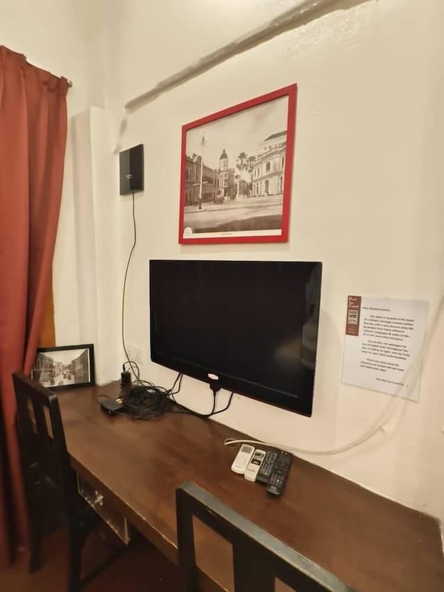 Superior Double (Shared Bathroom)