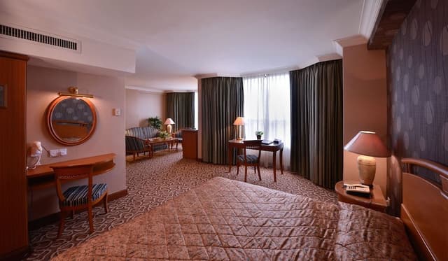 Executive Suite