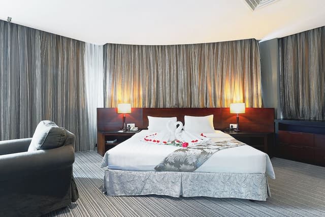 Executive Suite