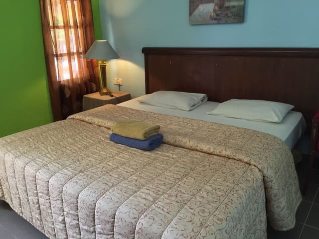 Deluxe Room, 1 King Bed (Banyan King)