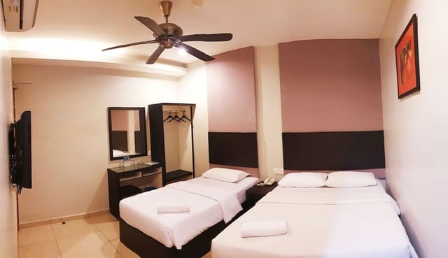 Deluxe Triple Room
