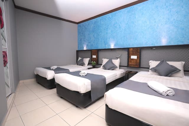 Deluxe Triple Room