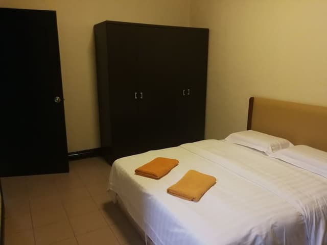 Apartment, 3 Bedrooms (Waterfront View)
