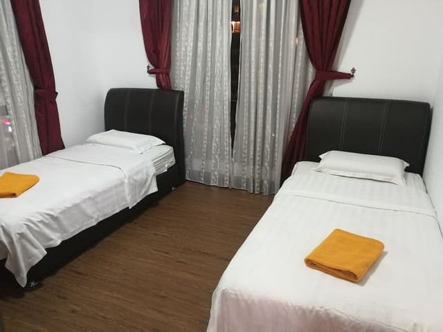 Apartment, 3 Bedrooms (Waterfront View)