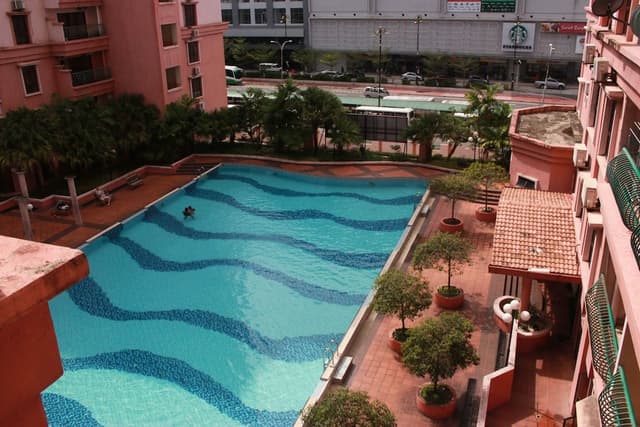 Apartment, 3 Bedrooms, Pool View