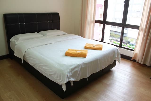 Apartment, 3 Bedrooms, Pool View