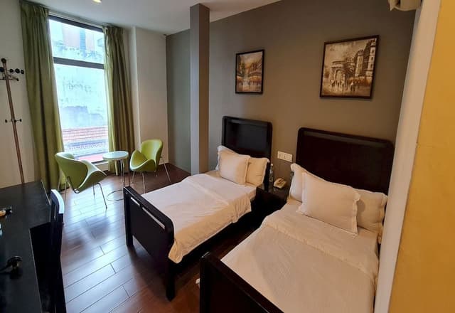 Deluxe Twin Room