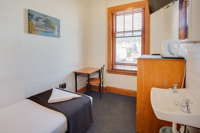 Single Room, Shared Bathroom (1 Single Bed only)