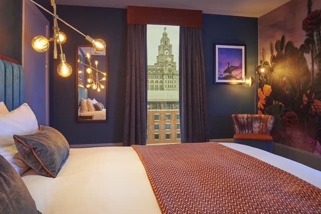 Signature Suite