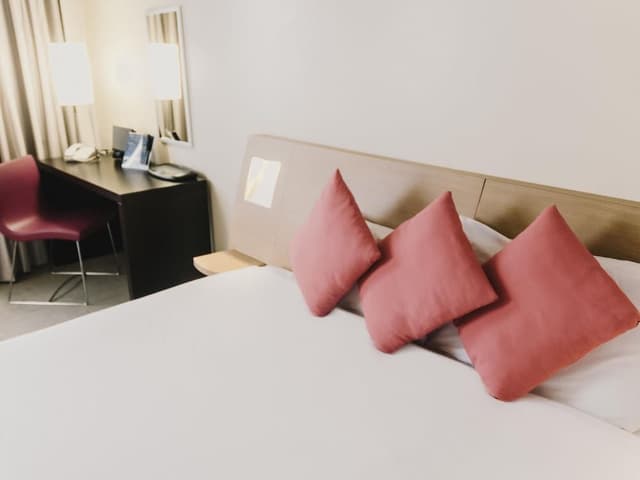 Executive Room (1 King Bed and 1 Double Sofa bed)