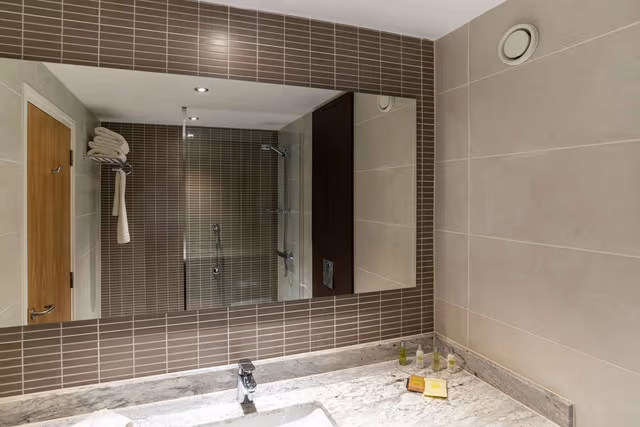 KING EXECUTIVE ROOM WITH LOUNGE ACCESS