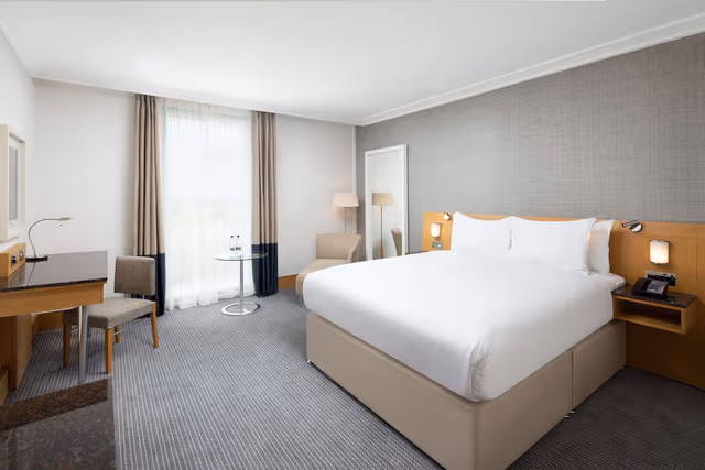KING EXECUTIVE ROOM WITH LOUNGE ACCESS