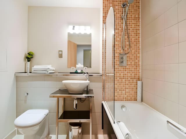 Quad Executive Apartment