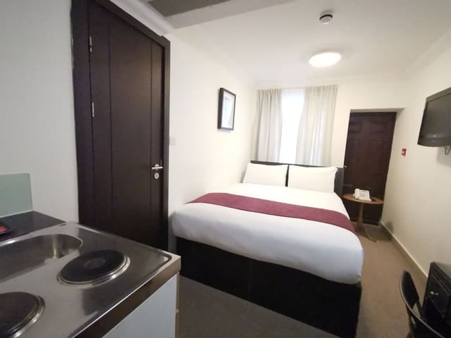 Economy Double Room (Basement or Ground Floor)