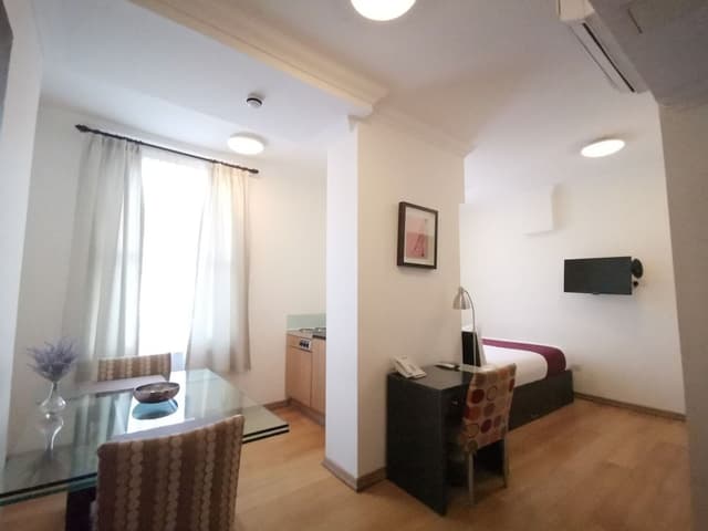 Luxury Room