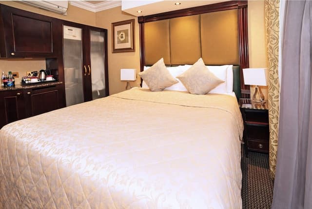 Executive Room