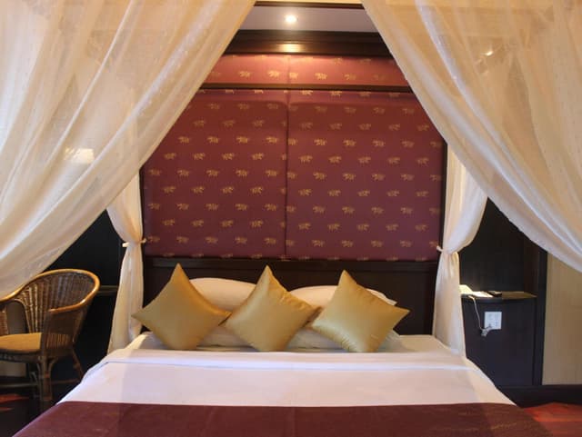 Deluxe Jacuzzi Villa