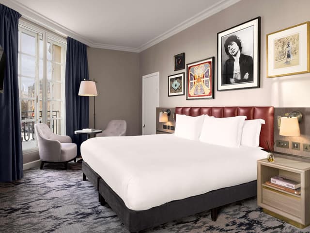 Trafalgar King Room