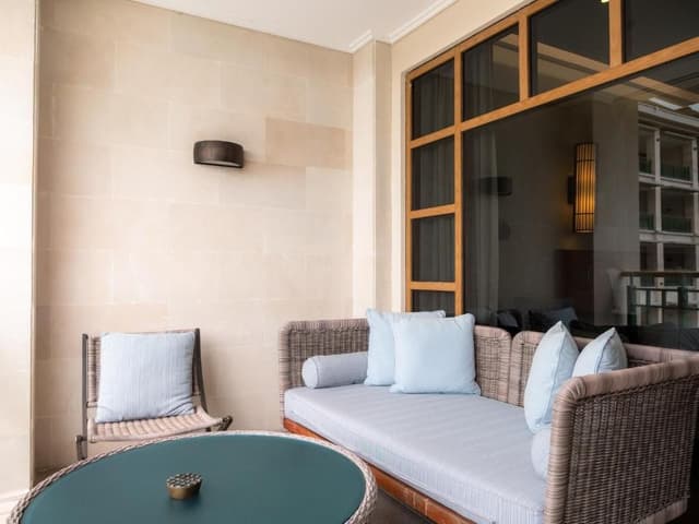 Savoy Deluxe Grand Pool
