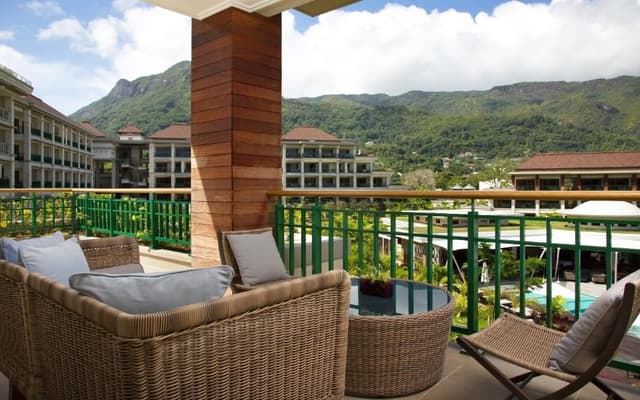 Savoy Junior Suite with balcony