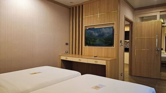Signature Suite, 2 Bedrooms (Grand)