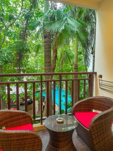 Deluxe Balcony King Pool View