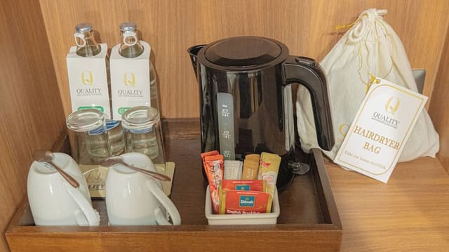 Deluxe Room, Pool Access (Premium)