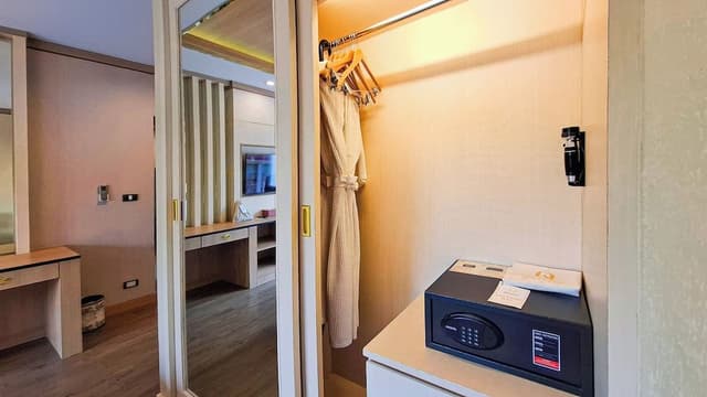 Signature Suite, 2 Bedrooms (Grand)