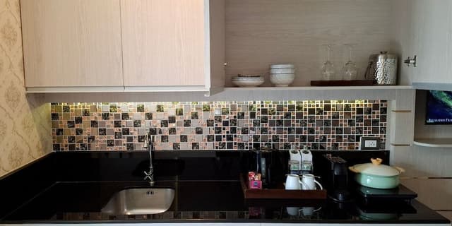 Premium Quadruple Room, 1 Bedroom, Non Smoking, Pool View