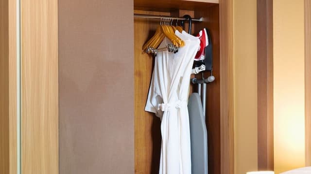 Deluxe Room, 1 Bedroom, Balcony, Pool View (Premium)