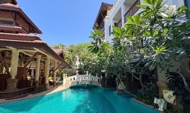 Deluxe Room, Pool Access (Premium)