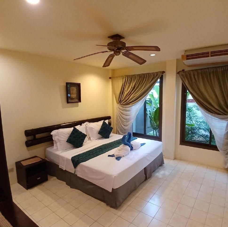 เดอะ วอเตอร์ฟร้อนท์ บูติค โฮเทล (The Waterfront Boutique Hotel & Cafe)4