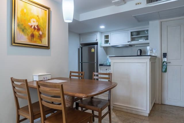 Family Suite (for 6 Persons) (Non Smoking)